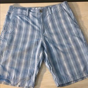 Calvin Klein casual shorts Size 31